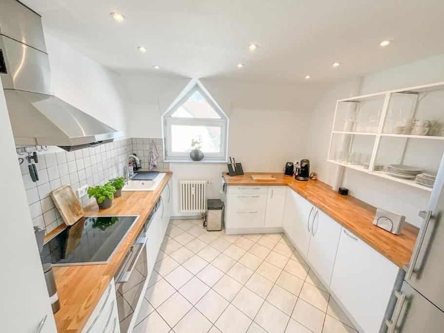 Ferienwohnung Kaiserblick Иринген Экстерьер фото
